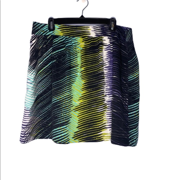 LOFT Dresses & Skirts - LOFT Skirt Abstract Pattern
